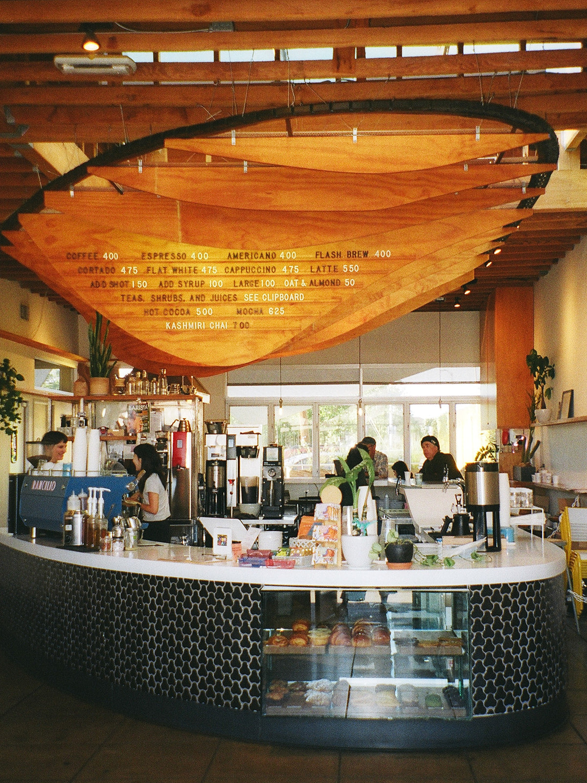 Dino Cà Phê - Thưởng thức hương vị tuyệt vời và không gian đẳng cấp